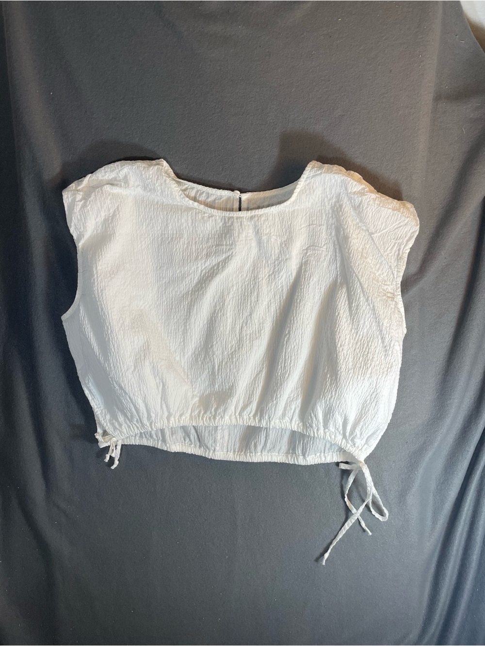 Pistola White Textured Crinkle Elastic Hem Top - Size Large